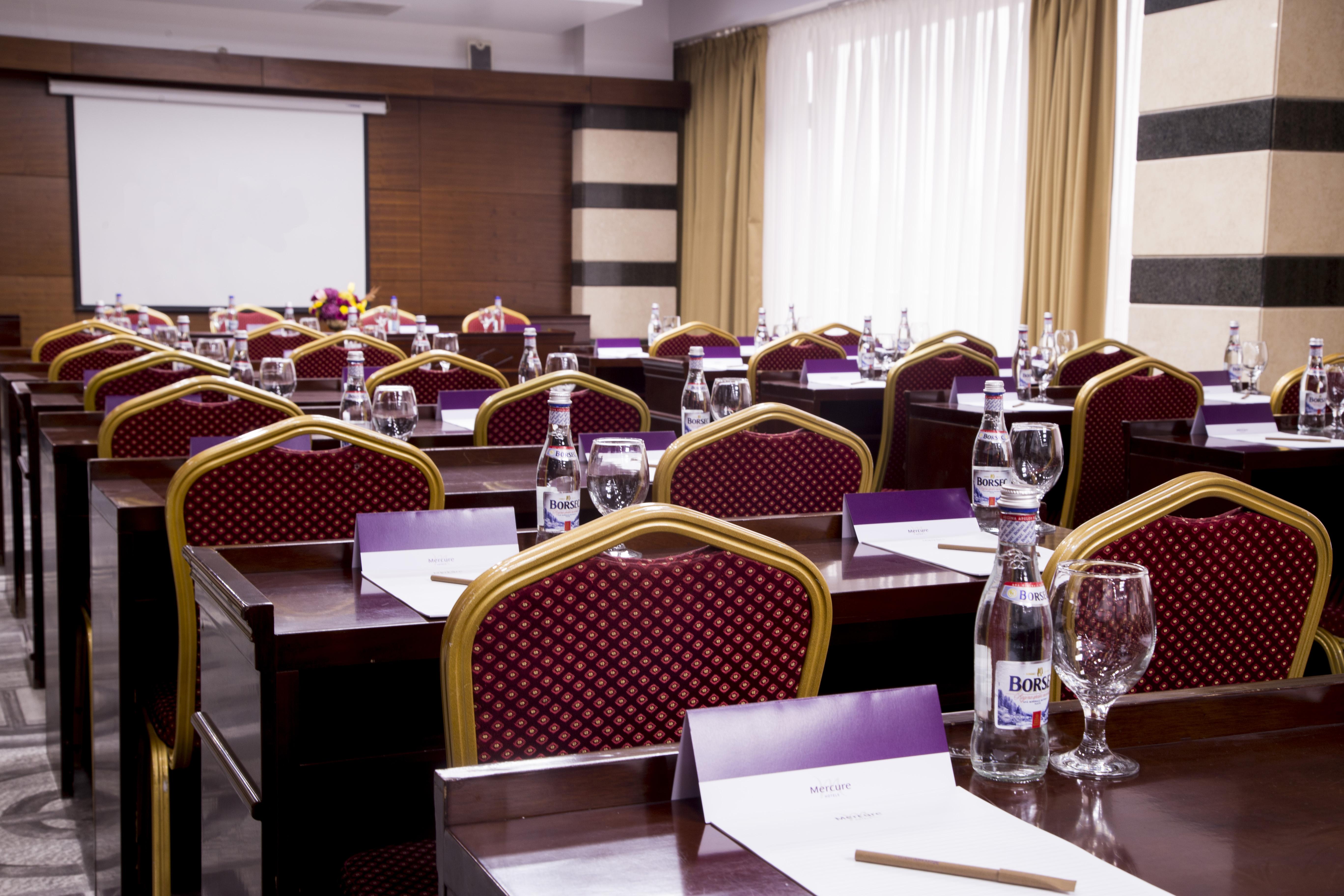 Mercure Bucharest Unirii Esterno foto
