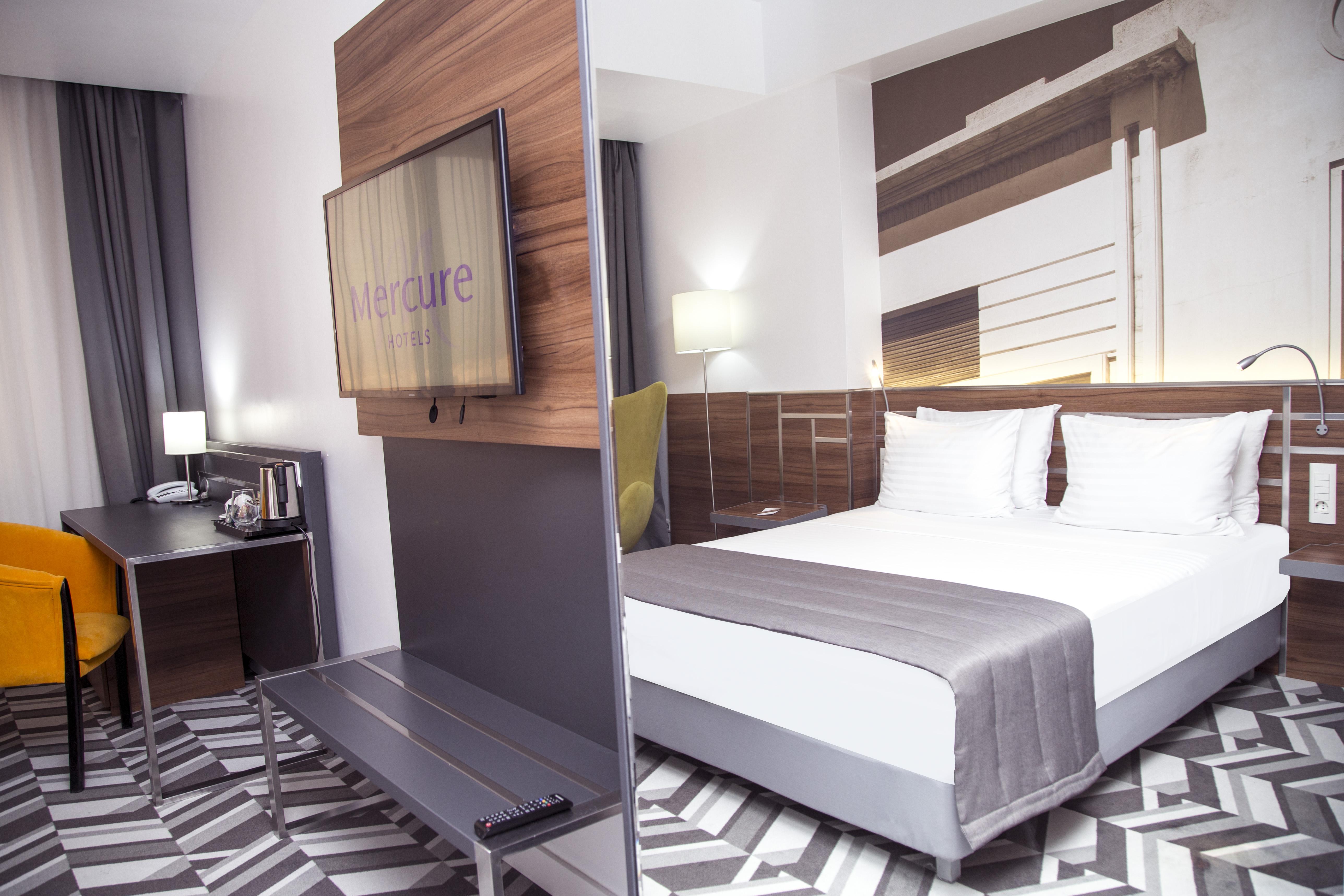 Mercure Bucharest Unirii Esterno foto