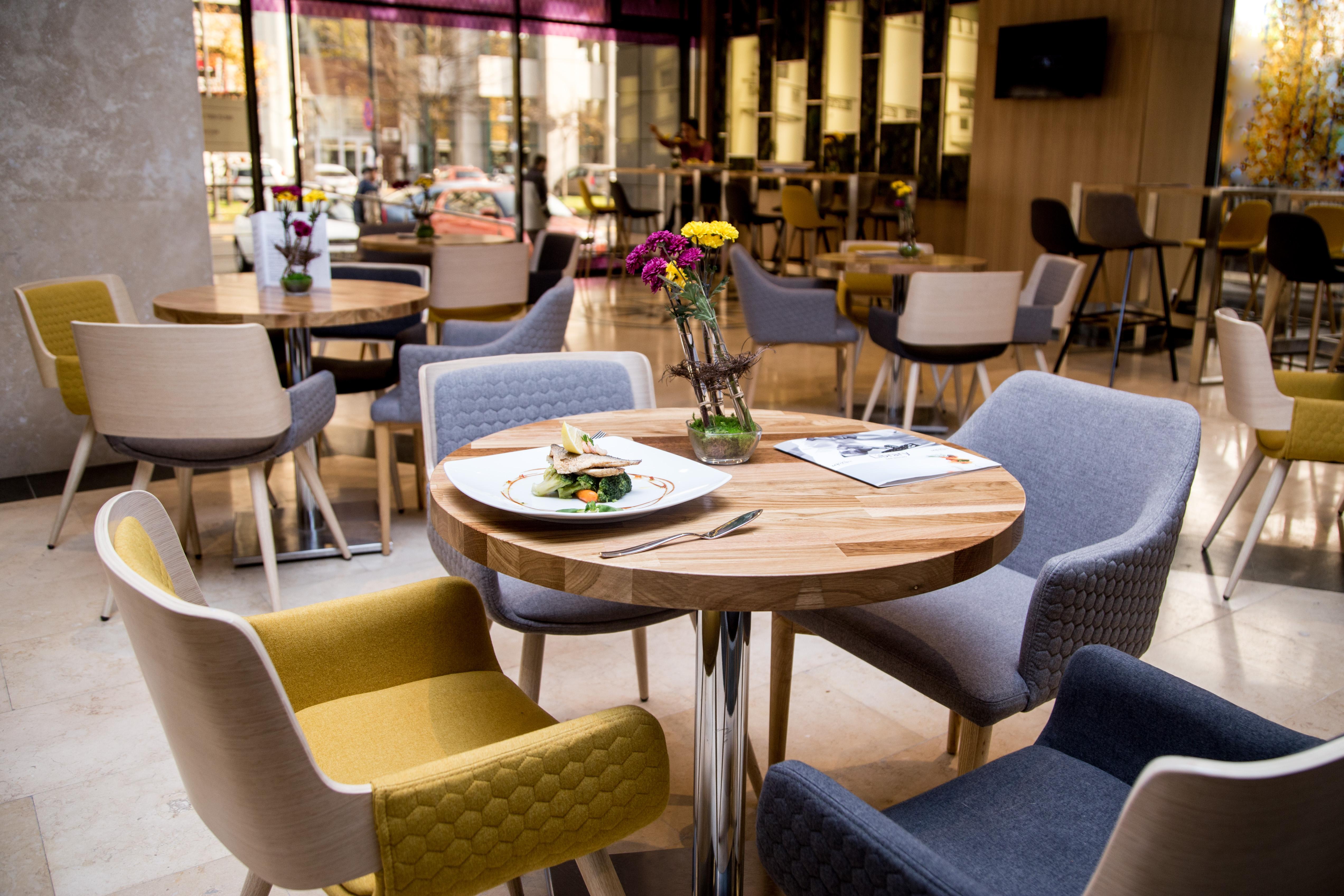 Mercure Bucharest Unirii Esterno foto