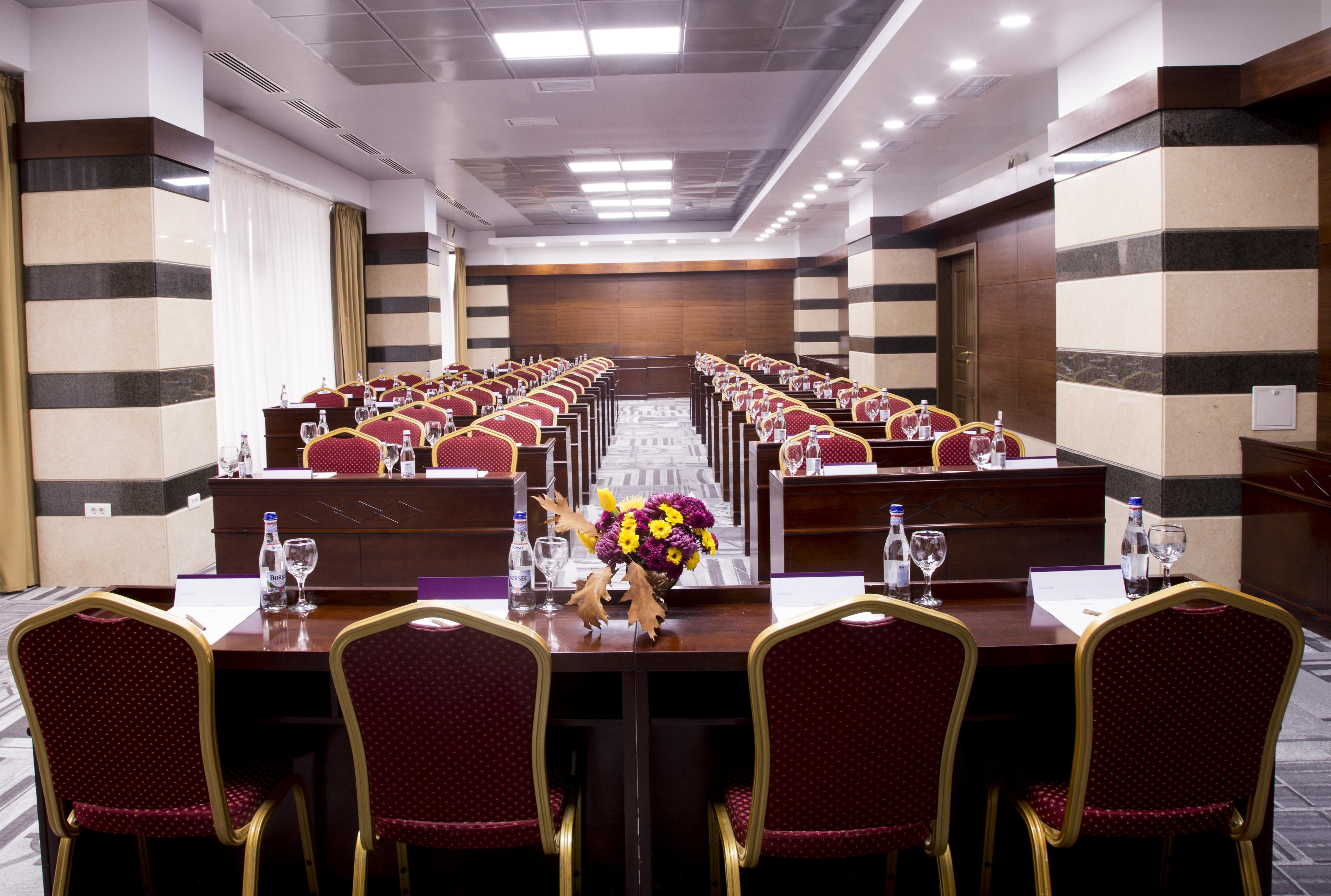 Mercure Bucharest Unirii Esterno foto