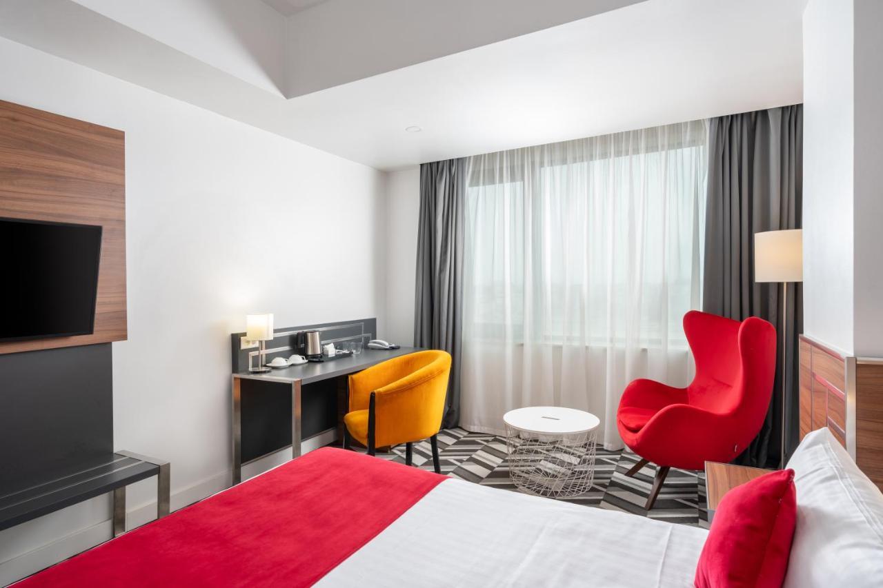Mercure Bucharest Unirii Esterno foto