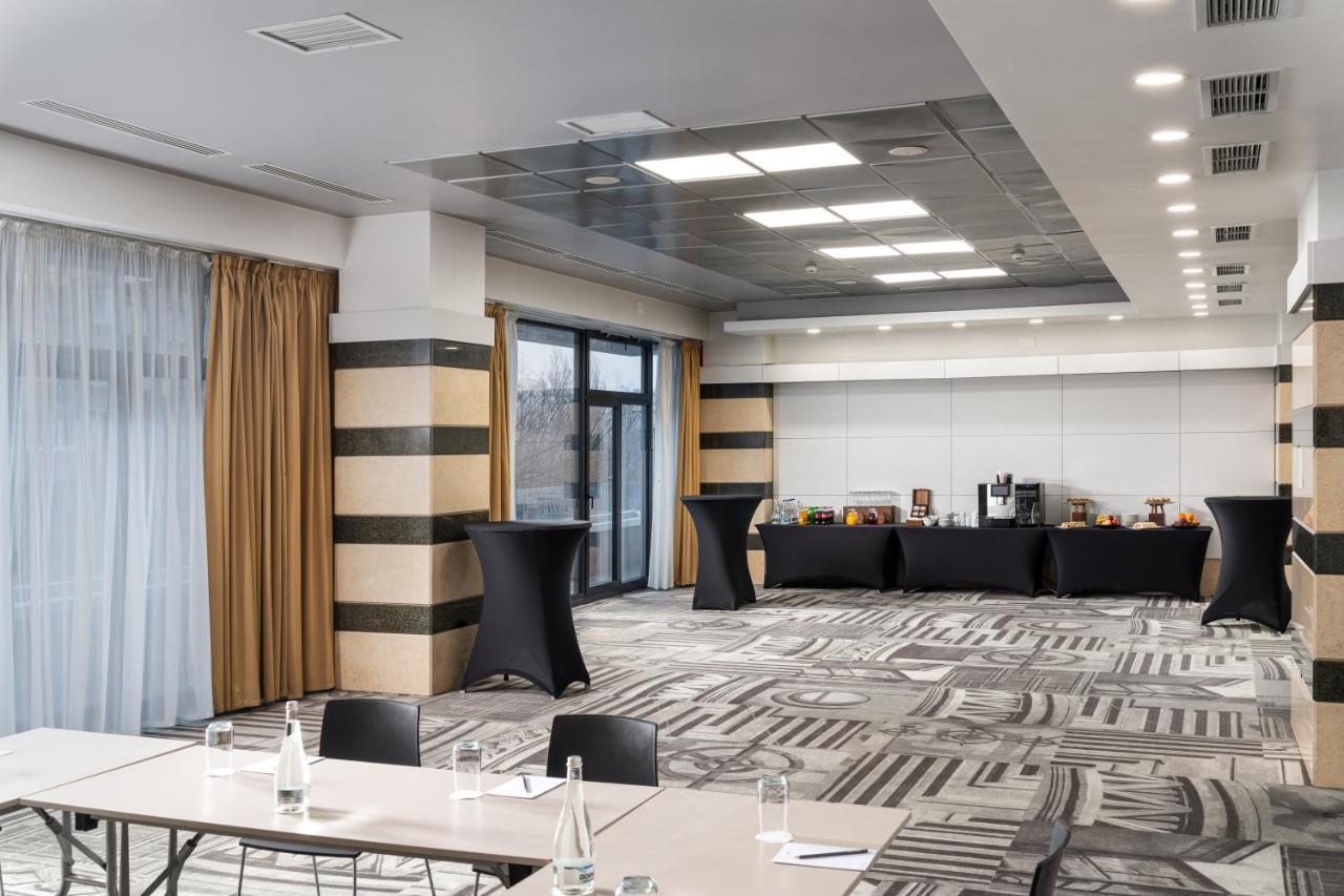 Mercure Bucharest Unirii Esterno foto