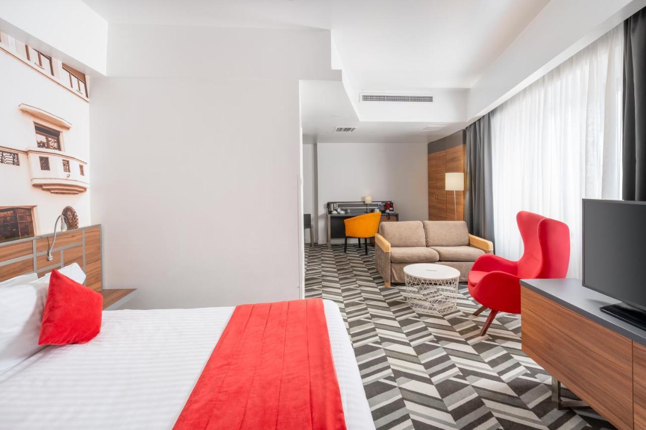 Mercure Bucharest Unirii Esterno foto