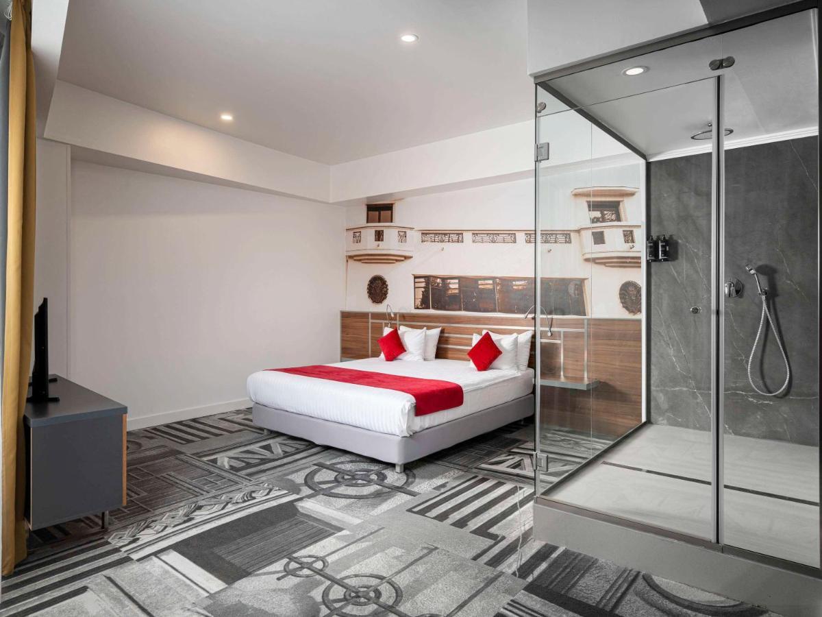 Mercure Bucharest Unirii Esterno foto